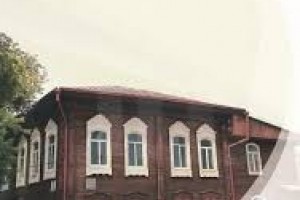 С днём памятников и исторических мест